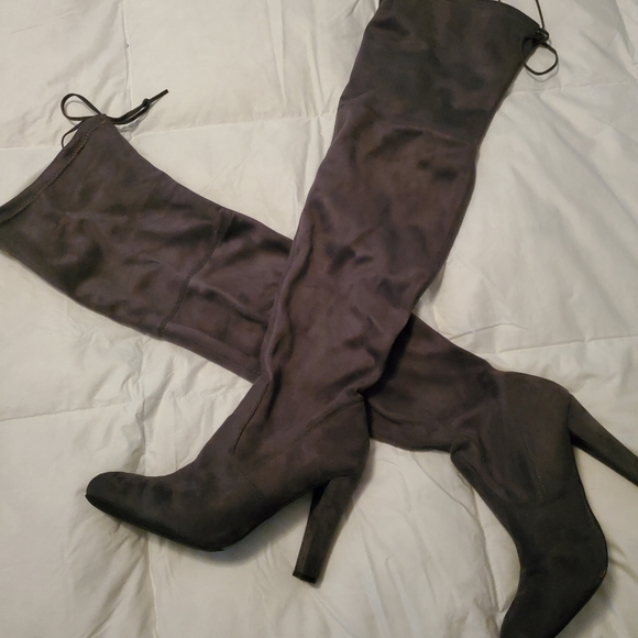 Steve Madden Boots - Picture 1 of 3